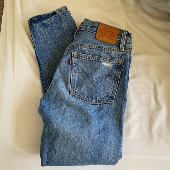 Levi’s 501 Jeans - Picture 9 of 12